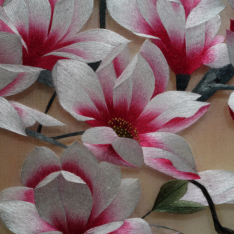 Hand‑made Su Embroidery Magnolia Painting